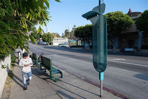 “La Sombrita” bus shade structures in Los Angeles: The 